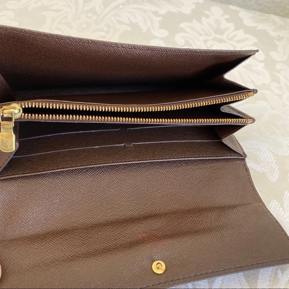 LOUIS VUITTON Damier Ebene Sarah Wallet